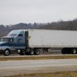 tractor-trailer-brake-controllers-vulnerable-to-remote-hacker-attacks