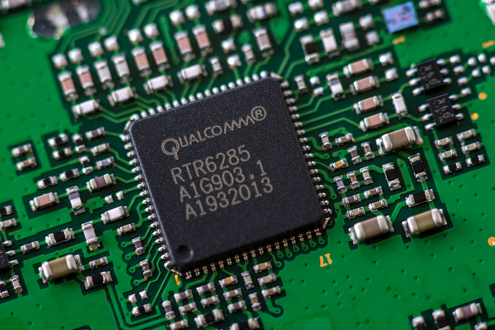 qualcomm-patches-3-zero-days-reported-by-google